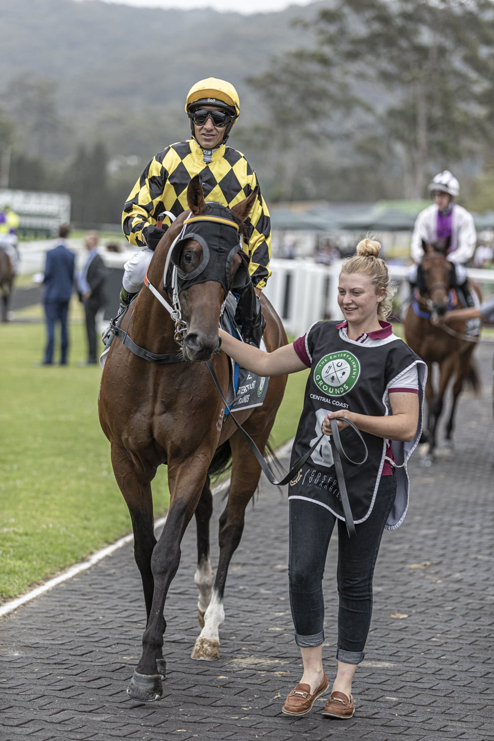 GOSFORD RACE DAY