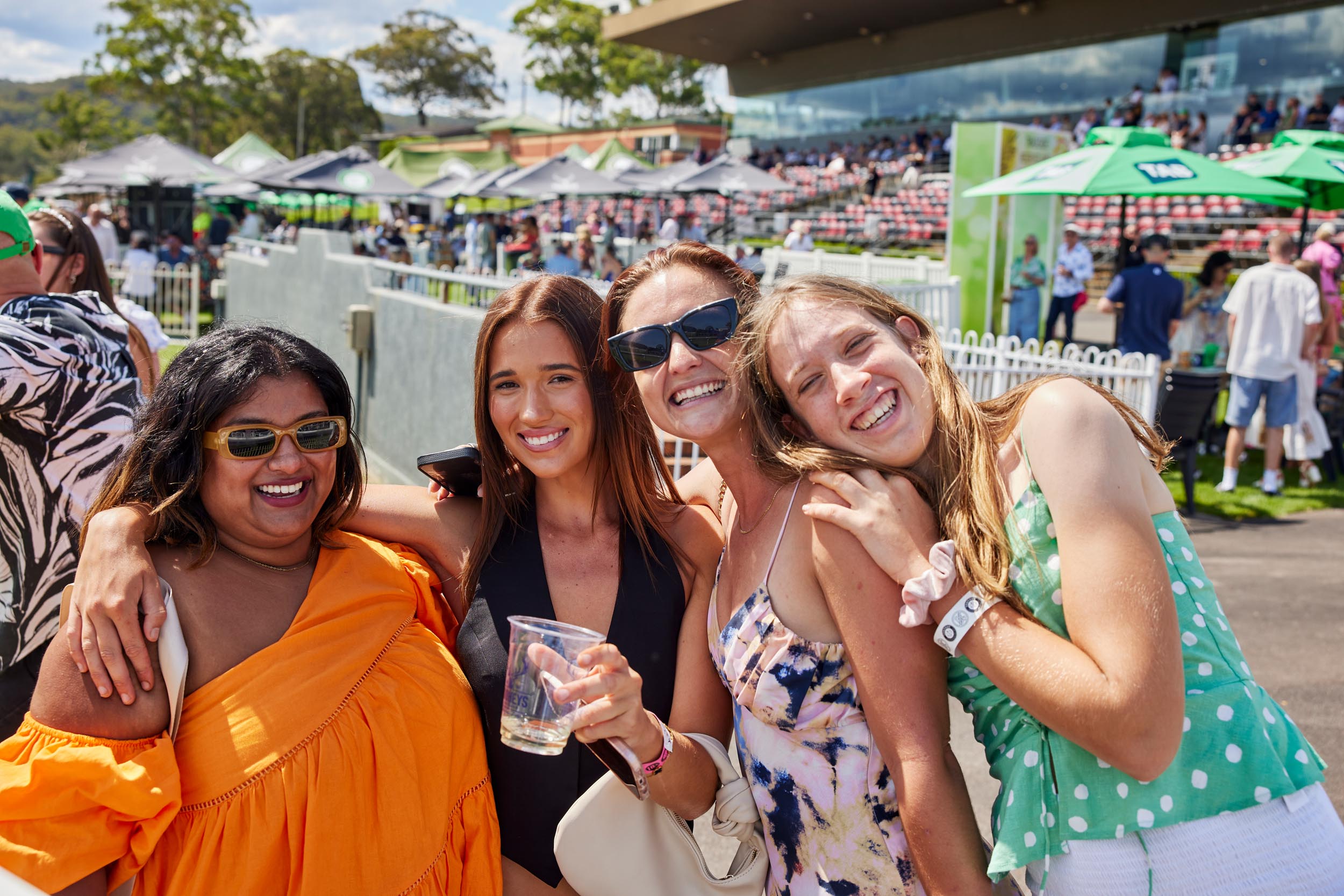 GOSFORD RACE DAY