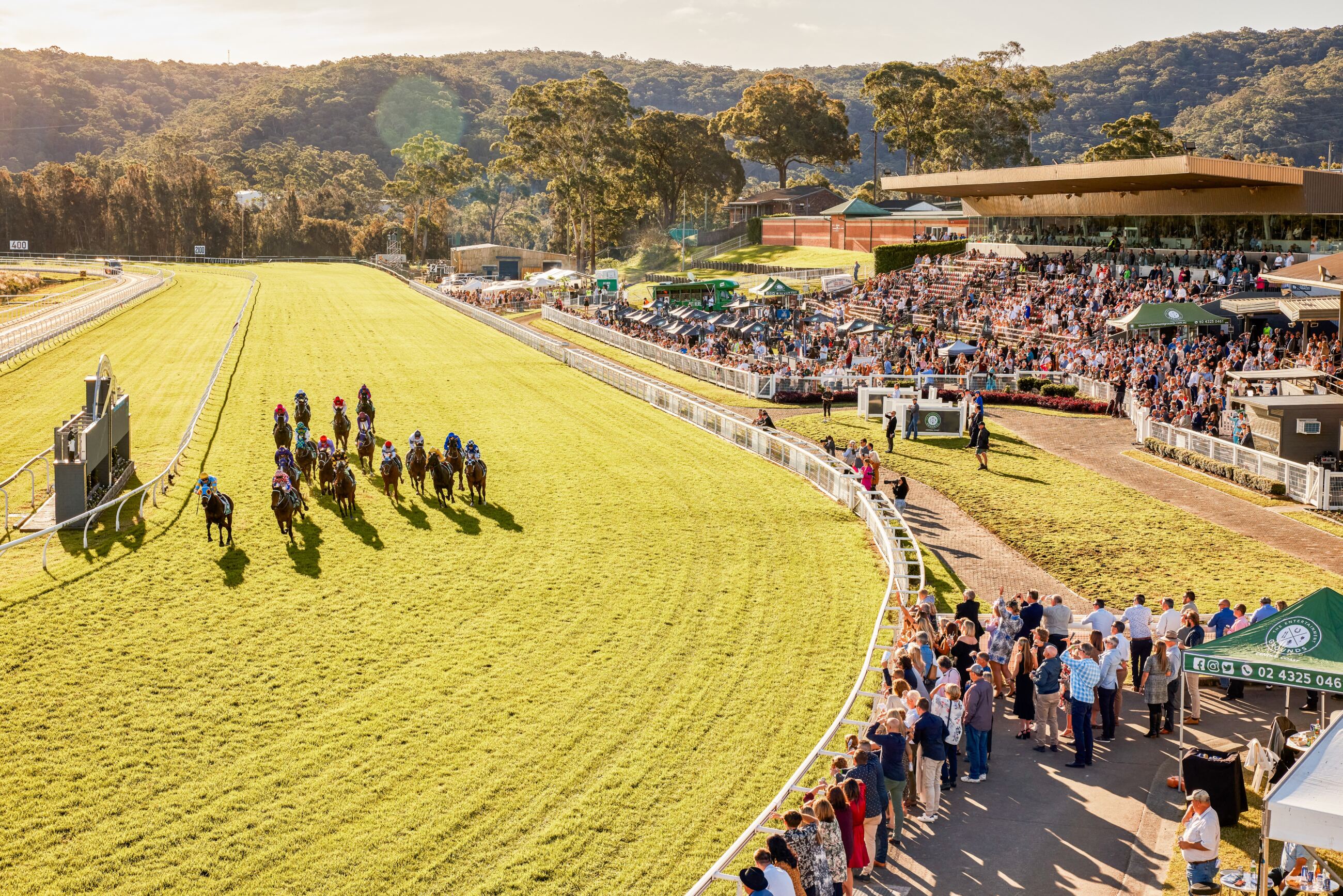 GOSFORD TWILIGHT RACE DAY