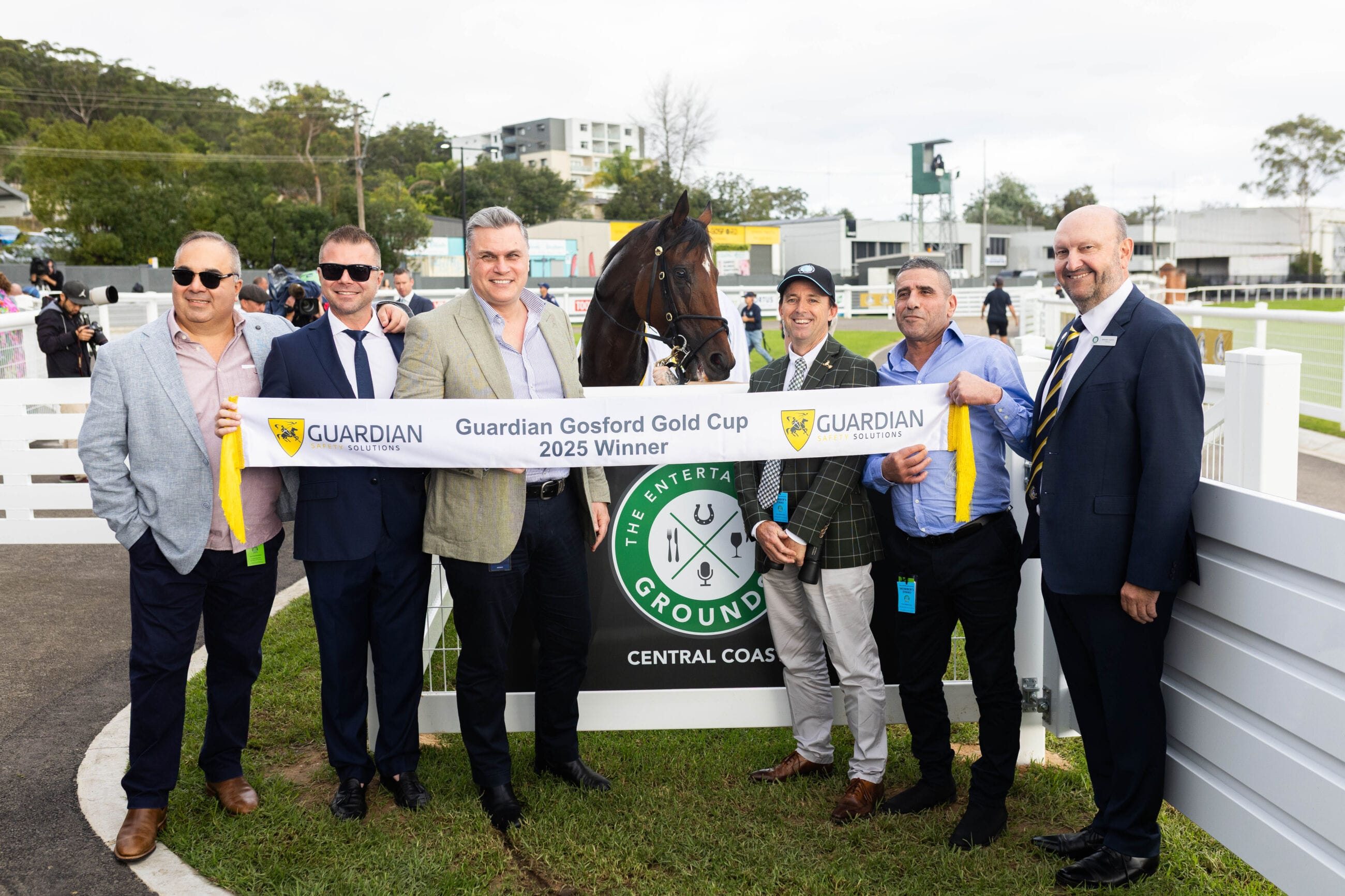 COAST CLUB RACE DAY
